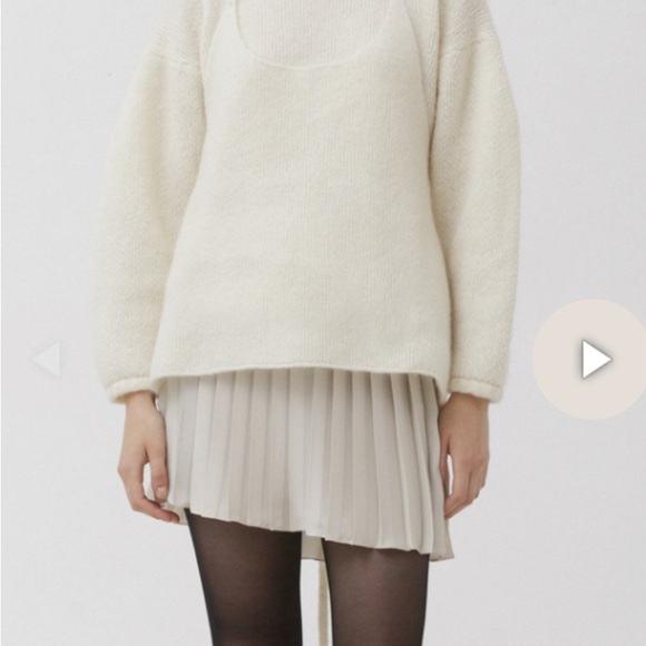 Soft Apron sweater - Picture 5 of 15